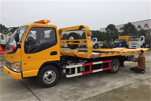 蒲洼哪里有拖车服务