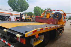 蒲洼附近拖车电话号码服务